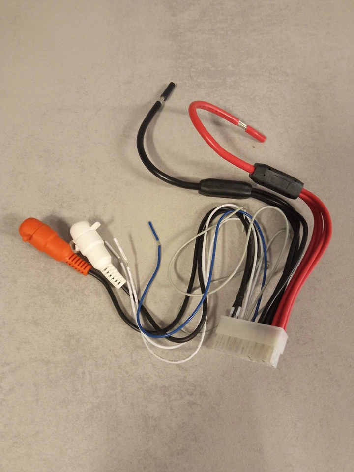 JUST SOUND BEST CHOICE FOR CARAUDIO Stromanschlusskabel JBL BassPro Hub - ESX V1100A - ZRX111A