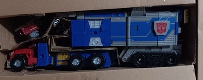 Transformers 2023 ARMADA UNIVERSE OPTIMUS PRIME FIGURE Loose Legacy Evolution - Image 1 of 2