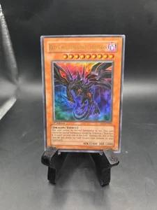 1996 TCG 1st Edition RED-EYES DARKNESS DRAGON HOLO RARE #SD1-DE001 - Bild 1 von 2