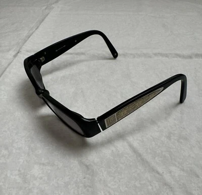 DE COLECCIÓN Liz Claiborne L509S Años 80 90 Flor Negra Rectangular 52mm SOLO MARCOS Foto 1 de 4