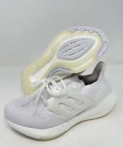 Adidas UltraBoost 22 Triple White Running Shoes GX5590 Women’s Size 6.5 NWOT