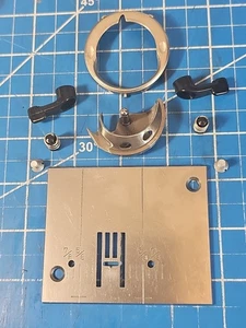 Sears Kenmore 10 Nähmaschine Modell 158.12511 - Nadelplatte, Klöppel Shuttle OEM - Bild 1 von 16
