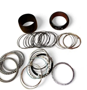 Konvolut modische Armreif Armbänder verschiedene Stile - Bild 1 von 8