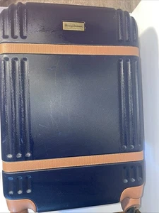 Valigia bagaglio a mano Tommy Bahama rigida 22" espandibile con impennata blu - Foto 1 di 11
