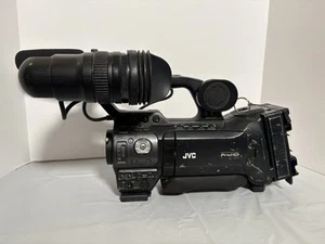 JVC GY-HM890CHU ProHD Compact Shoulder Mount Video Camera BODY ONLY for PARTS - Picture 1 of 13