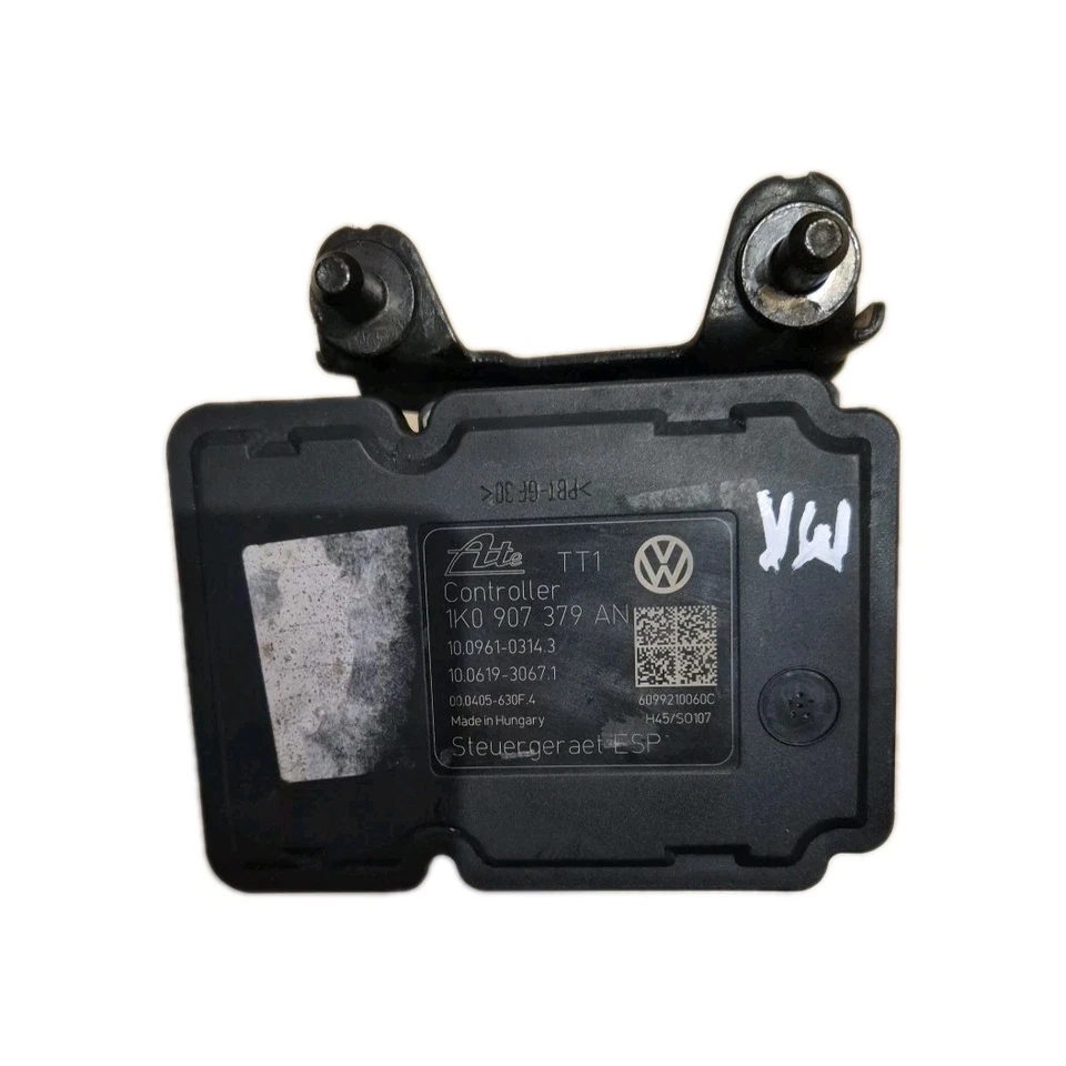 VW AUDI ABS PUMP & CONTROL MODULE 1K0907379AN / 1K0614517BJ - Image 1 of 4