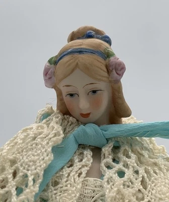 Muñeca con cuerpo de madera cabeza de bisque Shackman reproducción 10” traje azul hecho a mano Foto 1 de 4