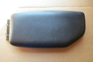 02-04 Isuzu Axiom Front Center Console Elbow Arm Pad Palm Rest Cushion BLACK OEM - Picture 1 of 7