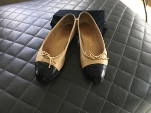 Chanel Ballerina Flats 38 Beige Schwarz - Bild 1 von 6