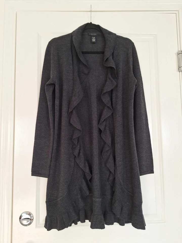 Cárdigan largo con volantes delanteros abiertos Only Mine 50 % lana merino talla M Foto 1 de 4