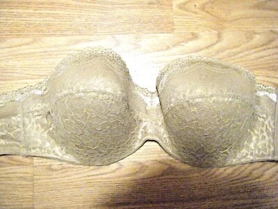 B.TEMPT'D STRAPLESS BEIGE LACE BRA 38D - Image 1 of 3
