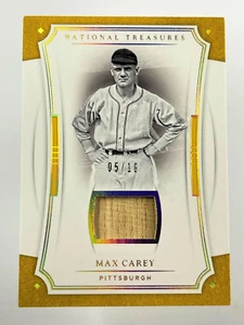 2017 Panini National Treasures 5/10 Max Carey Material Bat Relic Salón de la fama - Imagen 1 de 4