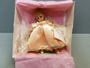 MADAME ALEXANDER ÁNGEL INFANTIL 14701 CON CAJA - Imagen 1 de 2