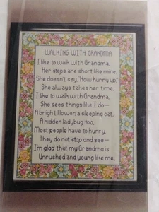 RARO KIT PUNTO CROCE CONTATO HAPPY THING'S WALKING WITHMA 8 X 10 - Foto 1 di 10