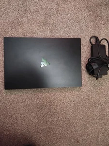 Razer Blade Pro 17 - Intel i7 - 32GB RAM - RTX 3080-Ti - 2TB ottime condizioni - Foto 1 di 8