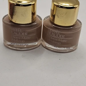 Estee Lauder Demi-Matte Make-up ölfrei Champagner Beige Menge 2,25 Oz. - Bild 1 von 5