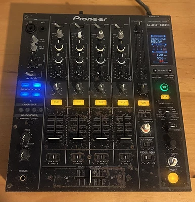Pioneer DJ DJM-800 4-Channel Professional DJ Mixer - For Parts Or Not Working - Image 1 of 4