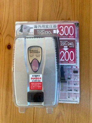 Kashimura NTI-200 Step Down Transformer 110-130V/220-240V to 100V 300W/200W - Image 1 of 4