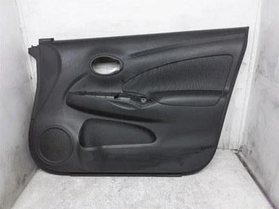 Panel de puerta interior pasajero delantero derecho Nissan Versa 2013-2019 negro OEM Foto 1 de 4