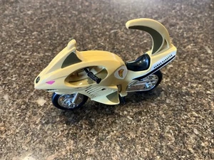 Vintage 1995 Mighty Morphin Power Rangers White Ranger Shark Cycle Bike Bandai - Picture 1 of 4