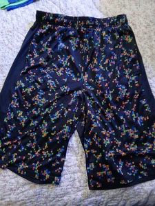 Under Armour Shorts Jungen Jugend XL Mehrfarbig Heat Gear Gebraucht - Bild 1 von 4