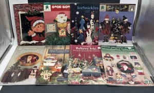 Vintage Tole Painting Books LOT of 8 Christmas Holiday Xmas Santa 90s Era (Lot4) - Picture 1 of 6
