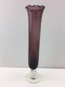 Flauta vintage de vidrio soplado a mano púrpura amatista 8"" hermosa parte superior con volantes - Imagen 1 de 10