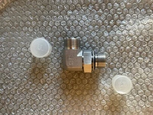 CODO,TUBO A BOSS P/N 12-12 520220SA - Imagen 1 de 2