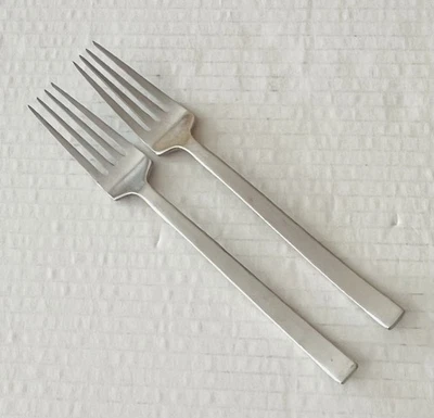 Banha de aço inoxidável IKEA 2 garfos para salada cabo liso brilhante - Imagem 1 de 4