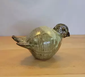 Statuina scultura smalto goccia piccione uccellino gallina ceramica studio firmata LEGGI - Foto 1 di 11