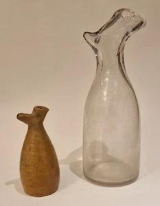 Deux biberons dit Bizolaine en verre et grés, XIXe siècle - Bild 1 von 7