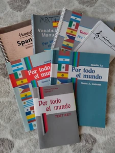 Lot of 7 ABeka Spanish 1A & 1B Por Todo El Mundo Teacher Guide Test Key Vocab - Picture 1 of 14
