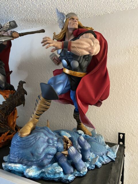 Age of Marvel!: Sideshow Collectibles: Thor e Destruidor