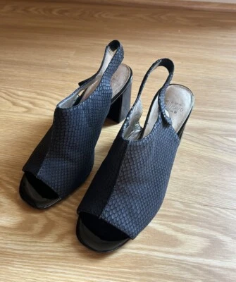 Sandália Salto Aberto Feminina Circa Joan & David Couro Preto Tamanho 7 - Imagem 1 de 4