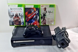Microsoft Xbox 360 Elite 120GB HD W/ OEM Controller & 3 Games - Picture 1 of 6