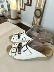 SAS Women Sandals Tripad Comfort Leather T Strap White Slip On  Size 8M Captiva - Picture 1 of 7