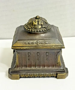 English Cast Brass Victorian Classic Shaped Inkwell c. 1899 w/ Original Glass - Picture 1 of 13
