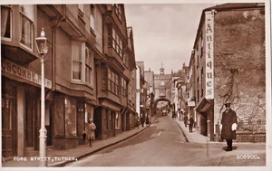 EQM Vintage Postcard, Fore Street, Totnes, Devon - Picture 1 of 1