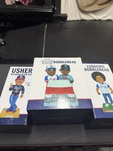 OutKast Usher Ludacris Atlanta Braves Wackelköpfe - Bild 1 von 1