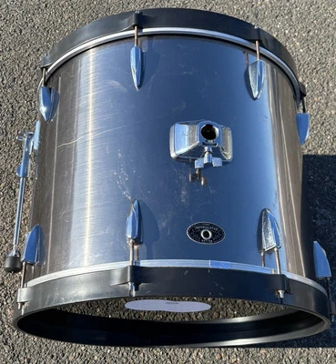 Басовый ударный барабан TAMA Imperialstar 22 дюйма серебристая упаковка нержавеющая сталь - Изображение 1 из 4