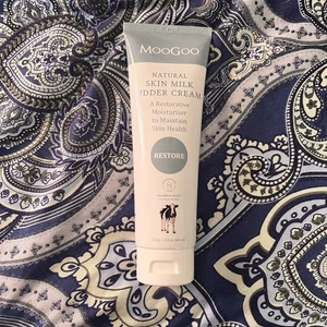 MOOGOO NATURAL SKIN MILK UDDER CREAM (REPAIR MOISTURISER) 120G Brand New US SHIP - Picture 1 of 3