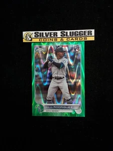 Tarjeta de novato 2022 Julio Rodriguez Topps cromada verde sónico RayWave/99 #222 radiocontrol - Imagen 1 de 2