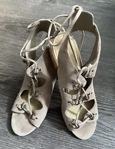 Marc Fisher Suede Sandals Sz 9 M Beige Cognac Lace-Up Block Heels Strappy Ankle - Picture 1 of 9