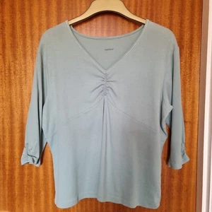 HAWKSHEAD 3/4 Sleeved V-Neck T-Shirt/Top Size 20, In Sage Green. - Picture 1 of 5