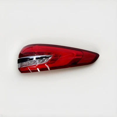 OEM 2017-2020 FORD FUSION TRASERO DERECHO PASAJERO LED LUZ TRASERA DERECHA HS73-13404-AB Foto 1 de 4