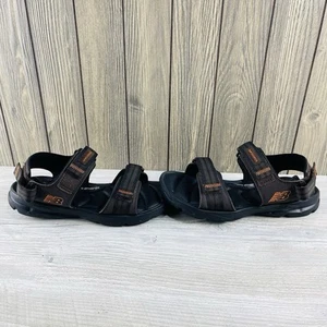 Sandalias New Balance Para Hombre Talla 8 Marrón Naranja Peluche2o Espuma con Memoria Resistente al Agua - Imagen 1 de 15