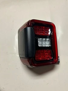 2020-2023 JEEP GLADIATOR Left driver Taillight LED OEM - Picture 1 of 12