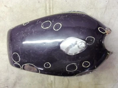 Kawasaki KZ650B 1976 a 1977 tanque de gasolina Foto 1 de 4