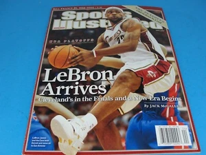 Sports Illustrated LeBron James Arrives Cleveland Finals June 11 2007 - Picture 1 of 3