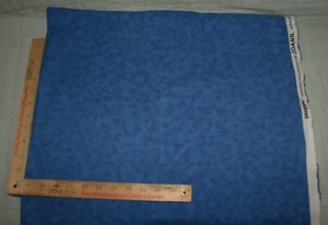 Flannel Snuggle Tone on Tone Blue Tie Dye Quilting Fabric Fast Shipping 32" - Picture 1 of 3